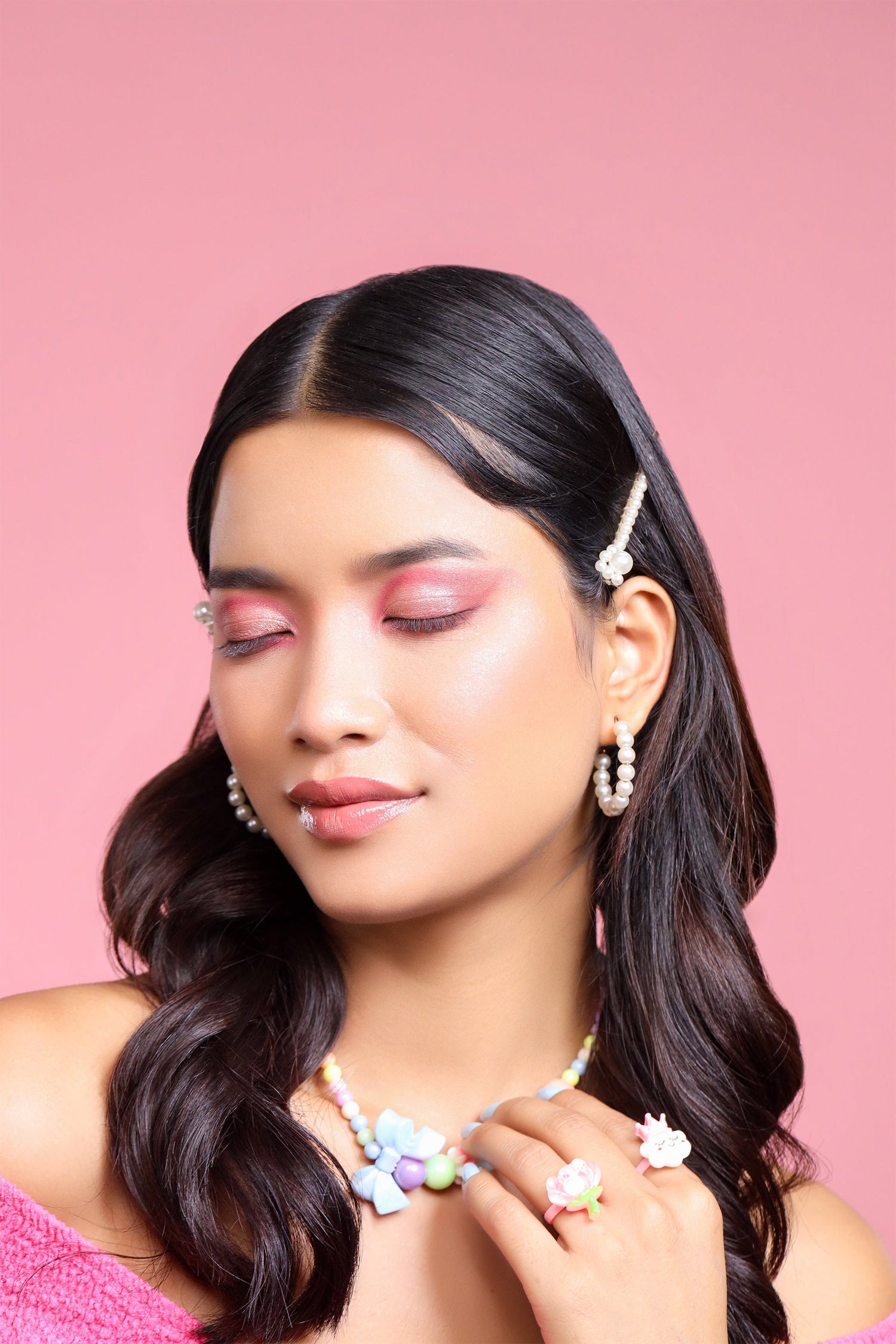 A Step-by-Step GRWM with Glam21 for a Valentine Look!